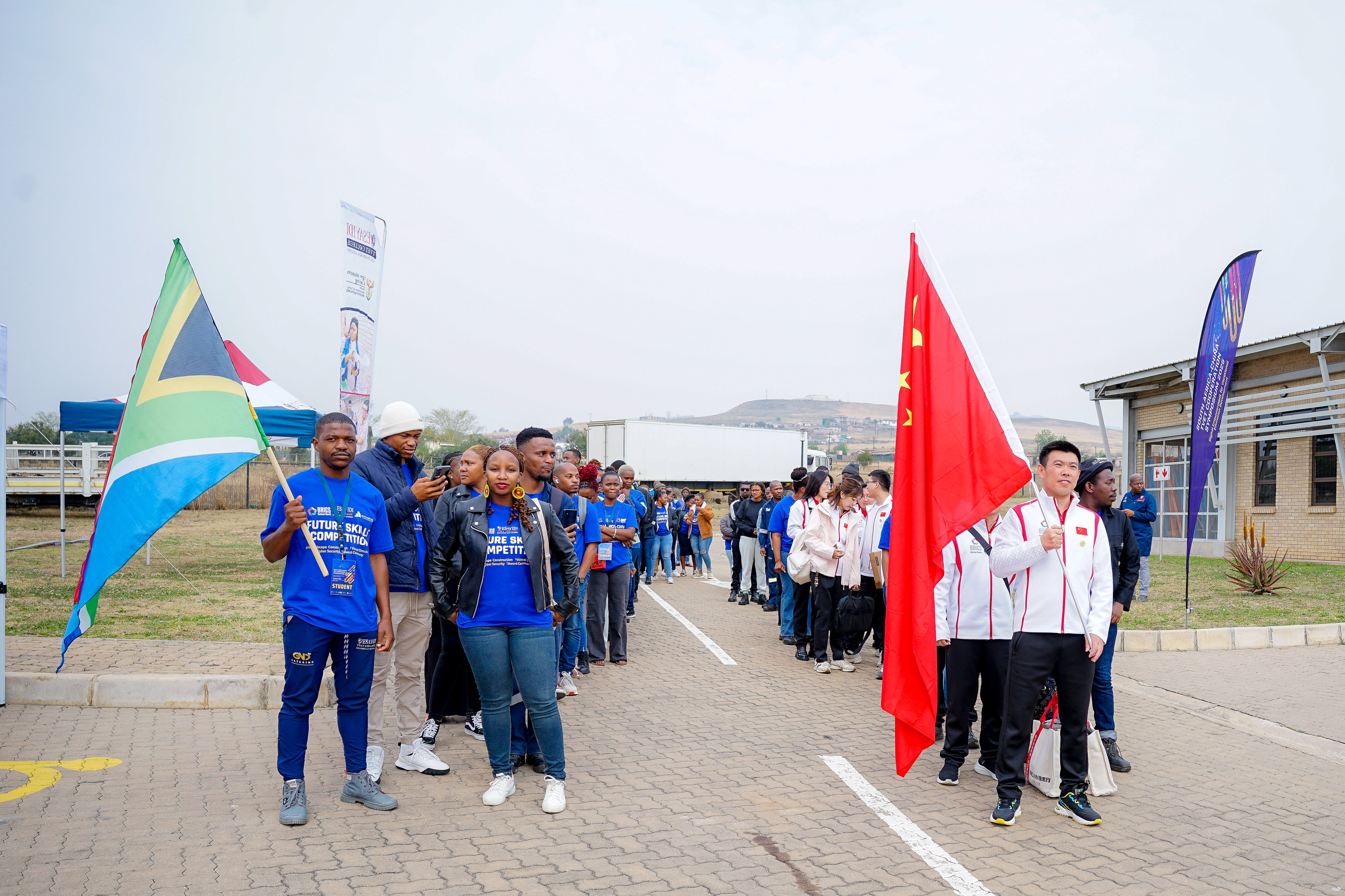 1758771199347565.jpeg 2.开头.jpeg